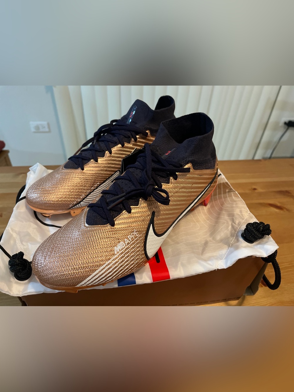 Nike Zoom Mercurial Superfly 9 Elite KM (Kylian Mbappe) FG FJ1588 810 Size 9.5